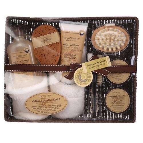 Tuscan Hills Vanilla Almond Slippers Gift Set